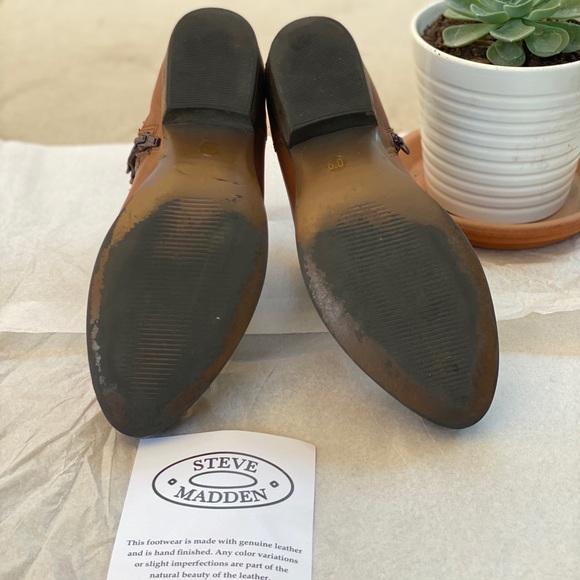 Steve Madden Rozamare Boots - Picture 5 of 7